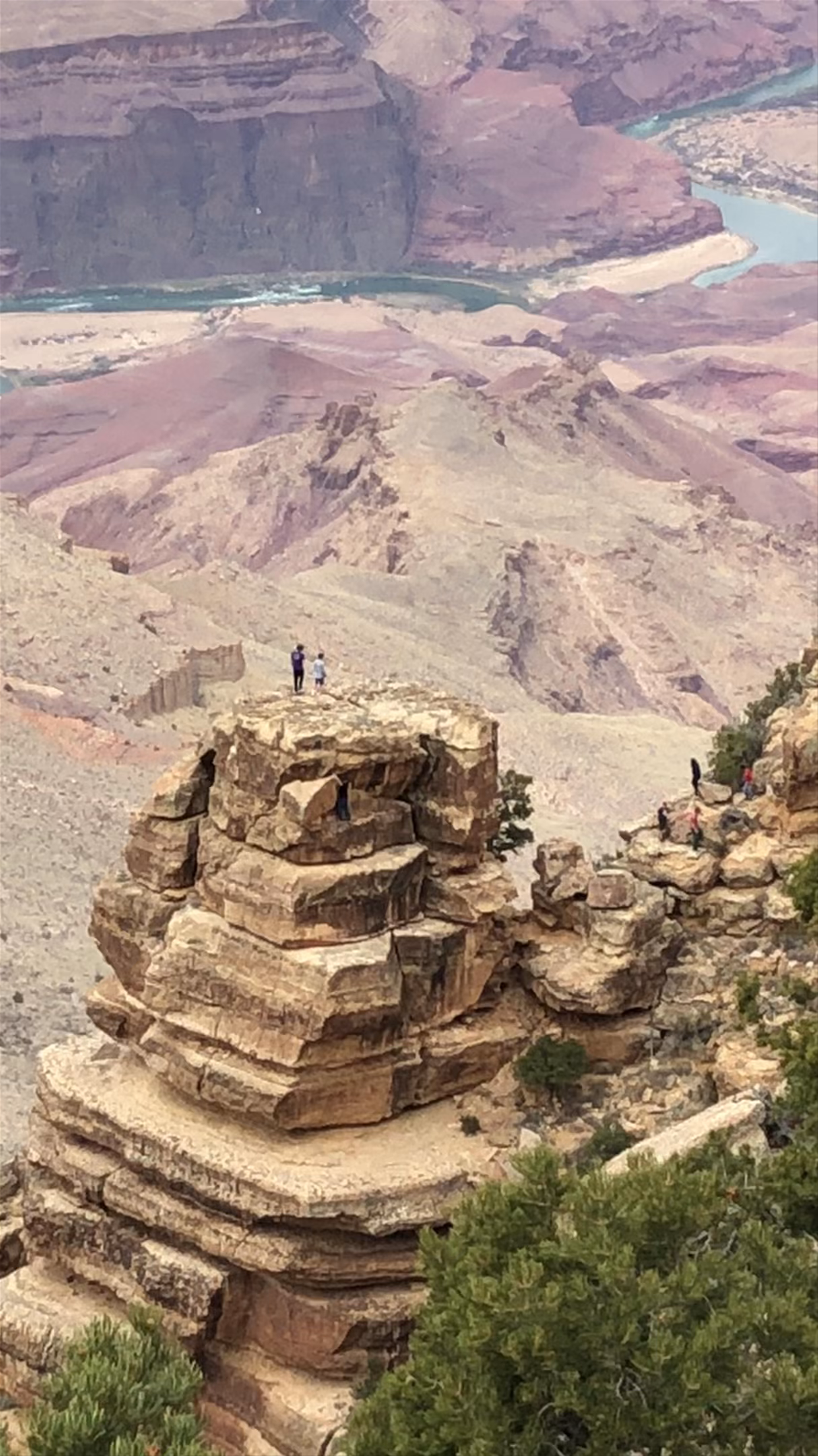 Grand Canyon National Park: Awe-Inspiring Canyon Views at Dawn