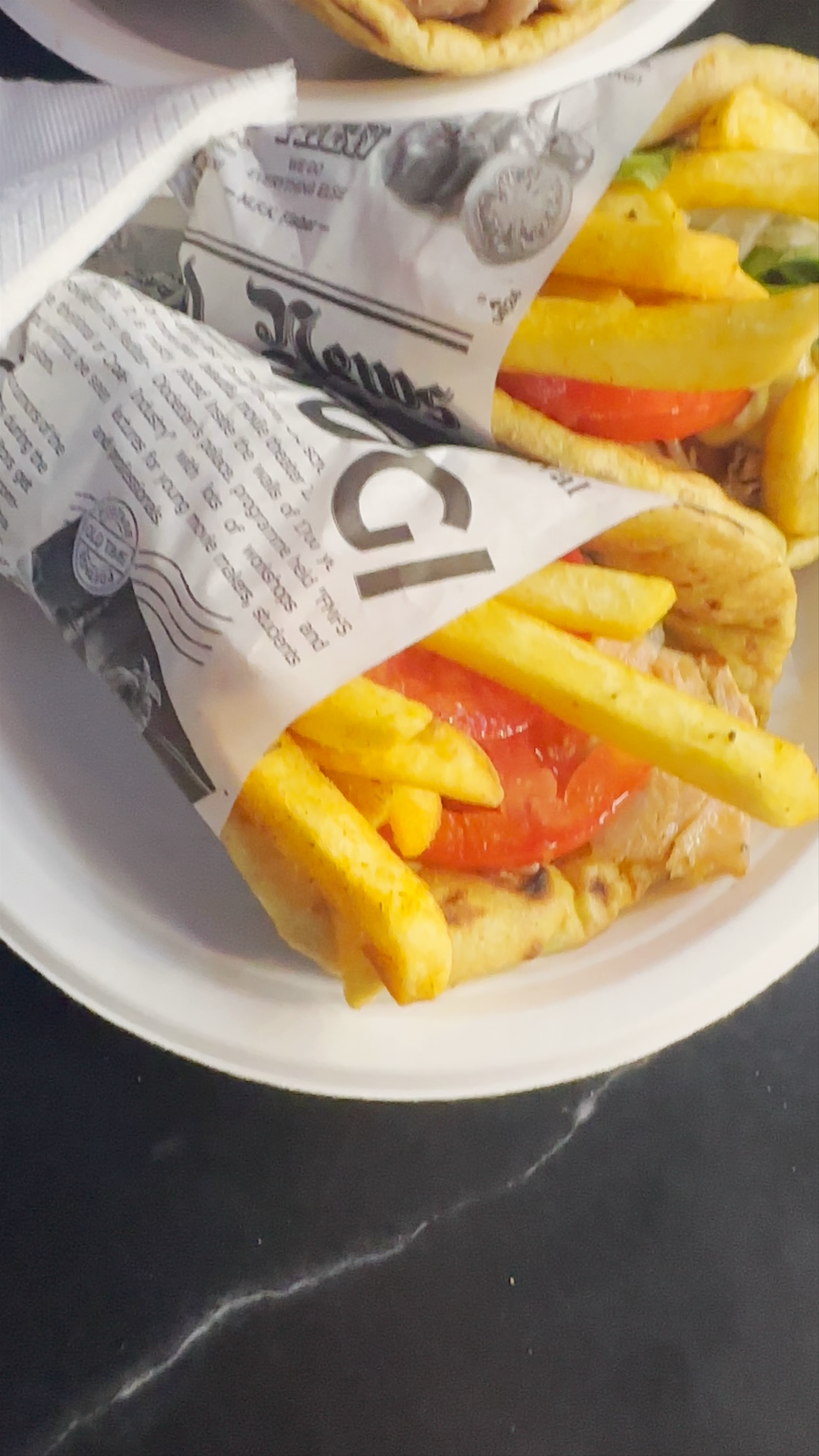 Yogi Gyro in Fira: Authentic Greek Street Food Delight