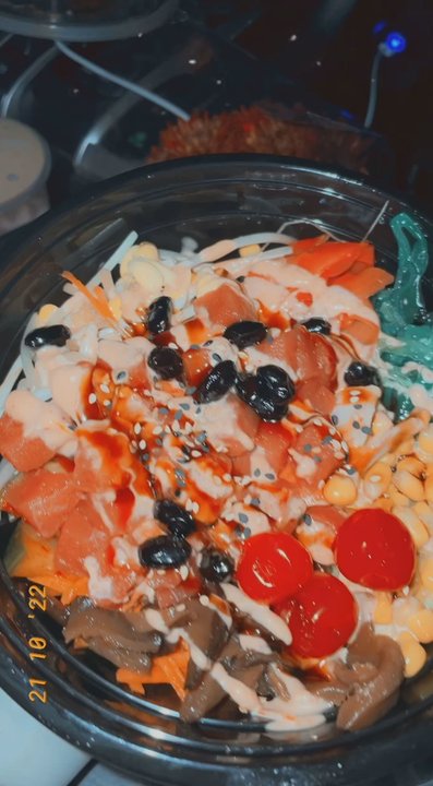 Bubble Tea Lab - Tuna poke bowl. The lady assured me its made of fresh ingredients and Lots of Love I tasted it in each and every bite - Bubble Tea Near Me - Libertyville, Illinois