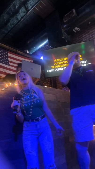 Double Decker - Karaoke Near Me - Tampa, Florida
