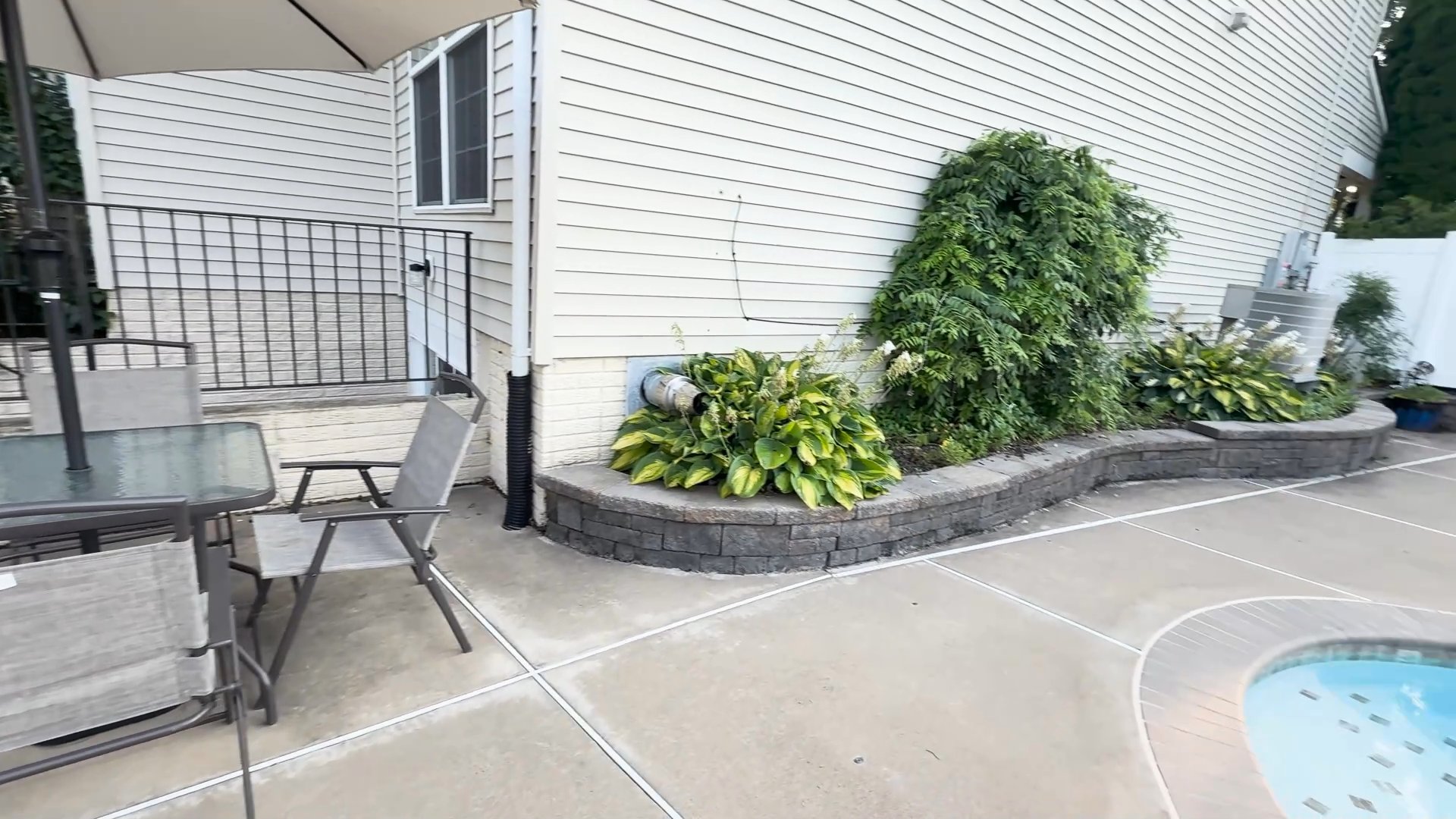 Listing photo-2