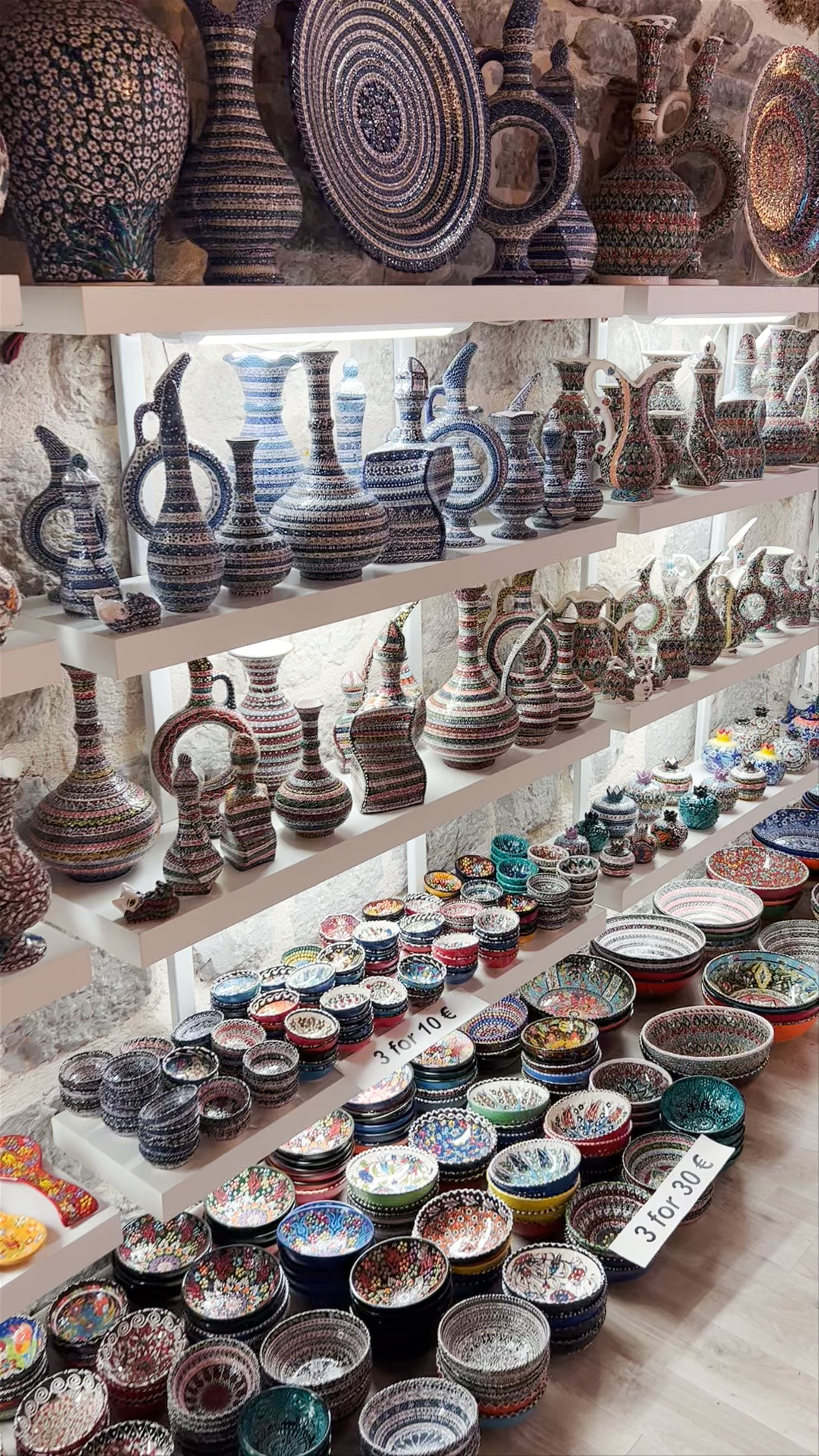 MONTENEGRO SOUVENIRS