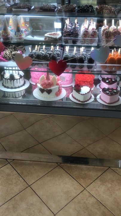 Baskin-Robbins - The inside - Ice Cream & Frozen Yogurt Near Me - Deer Park, Texas