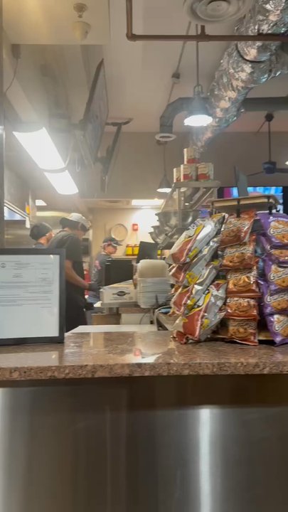 Burger Billy’s Joint - POV video from inside the restaurant - Burgers Near Me - Arlington, Virginia