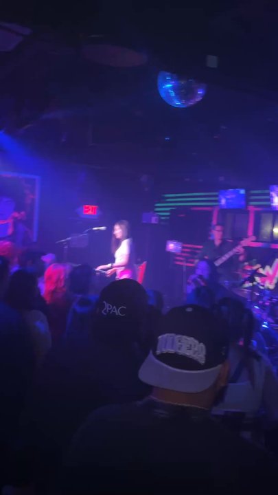 New Wave Restaurant & Bar - American Near Me - Bellflower, California