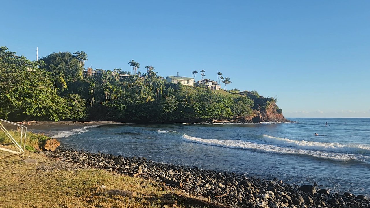 Honoli'i Beach Park - Beaches Near Me - Hilo, Hawaii