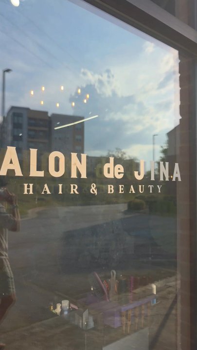 Salon de Jina - Hype video.  See the rest @hopewithbrian - Hair Stylists Near Me - Duluth, Georgia