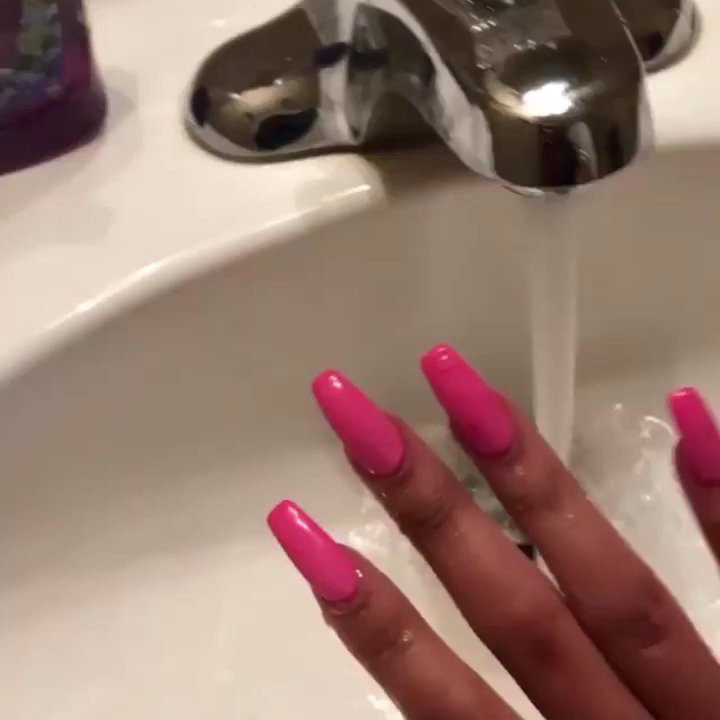 Bella Beach Nail Spa - Le Chat Mood Change Gel Polish. Fill in & one repair $38. - Nail Salons Near Me - Ashburn, Virginia