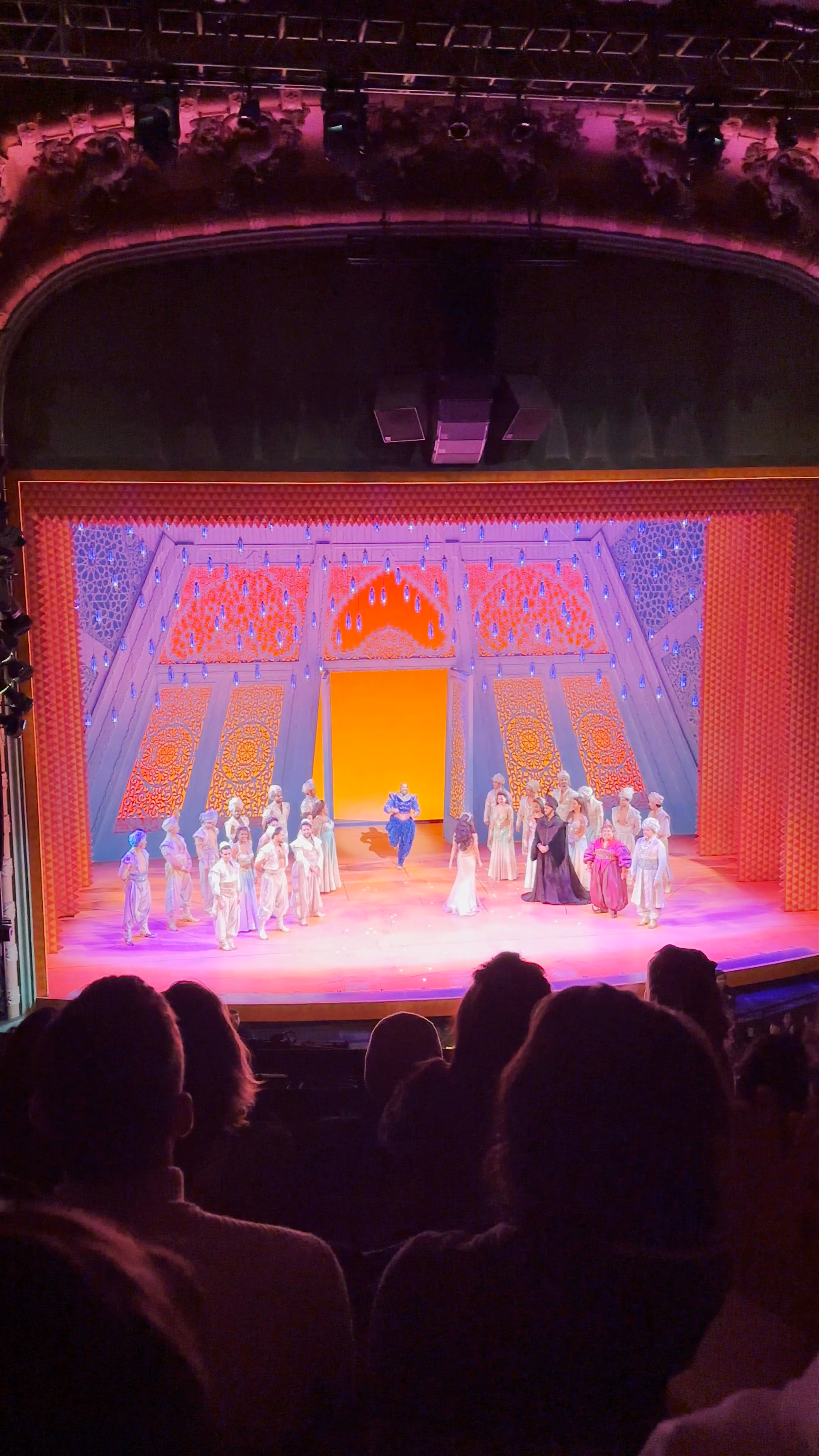 New Amsterdam Theatre