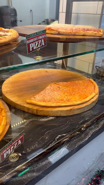 Lucia Pizza - Pizza Pizza - Pizza Near Me - Bayside, New York