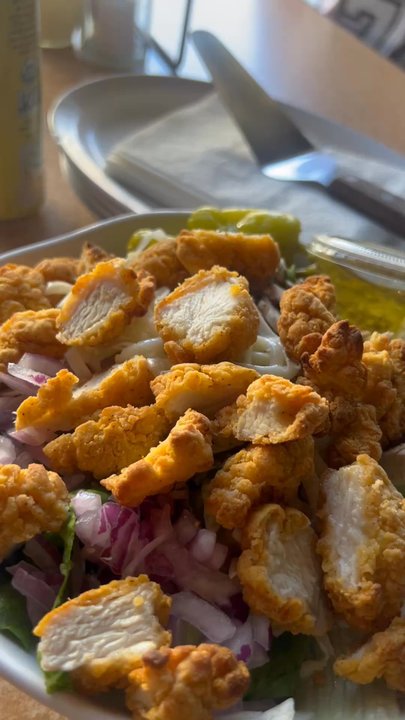Beach pizza - Pizza Near Me - Manhattan Beach, California