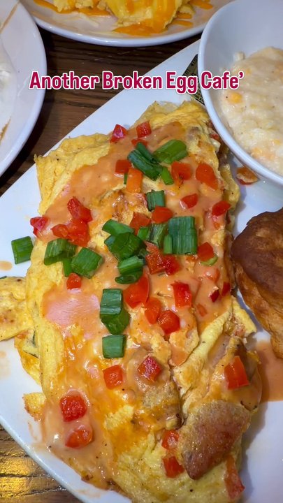 Another Broken Egg Cafe - Cafes Near Me - Atlanta, Georgia