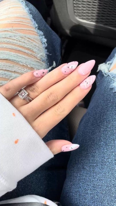 Golden Nails - Nail Salons Near Me - Vestal, New York