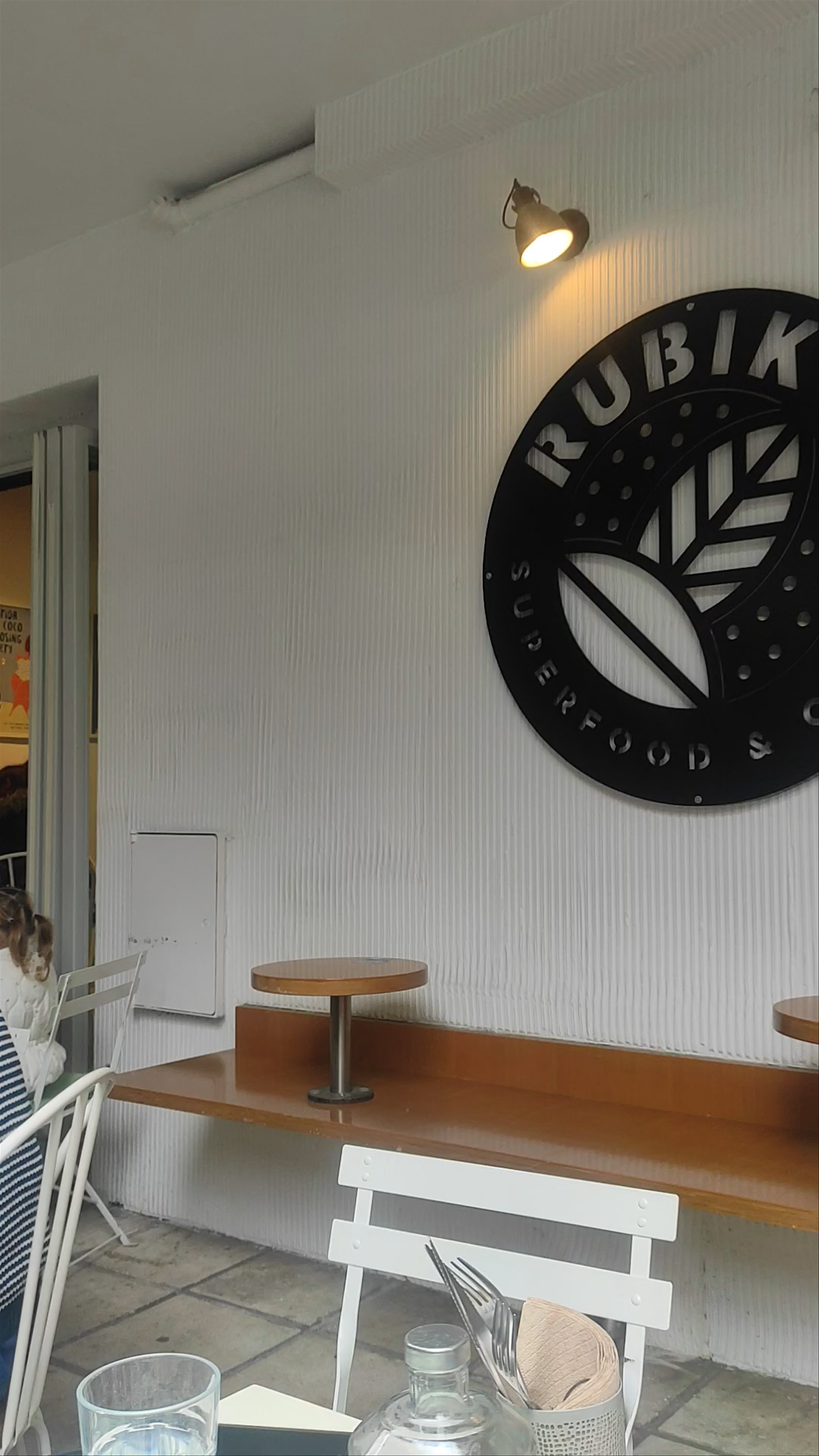 Rubik's Superfood & Coffee: Healthy Indulgence in Thessaloniki