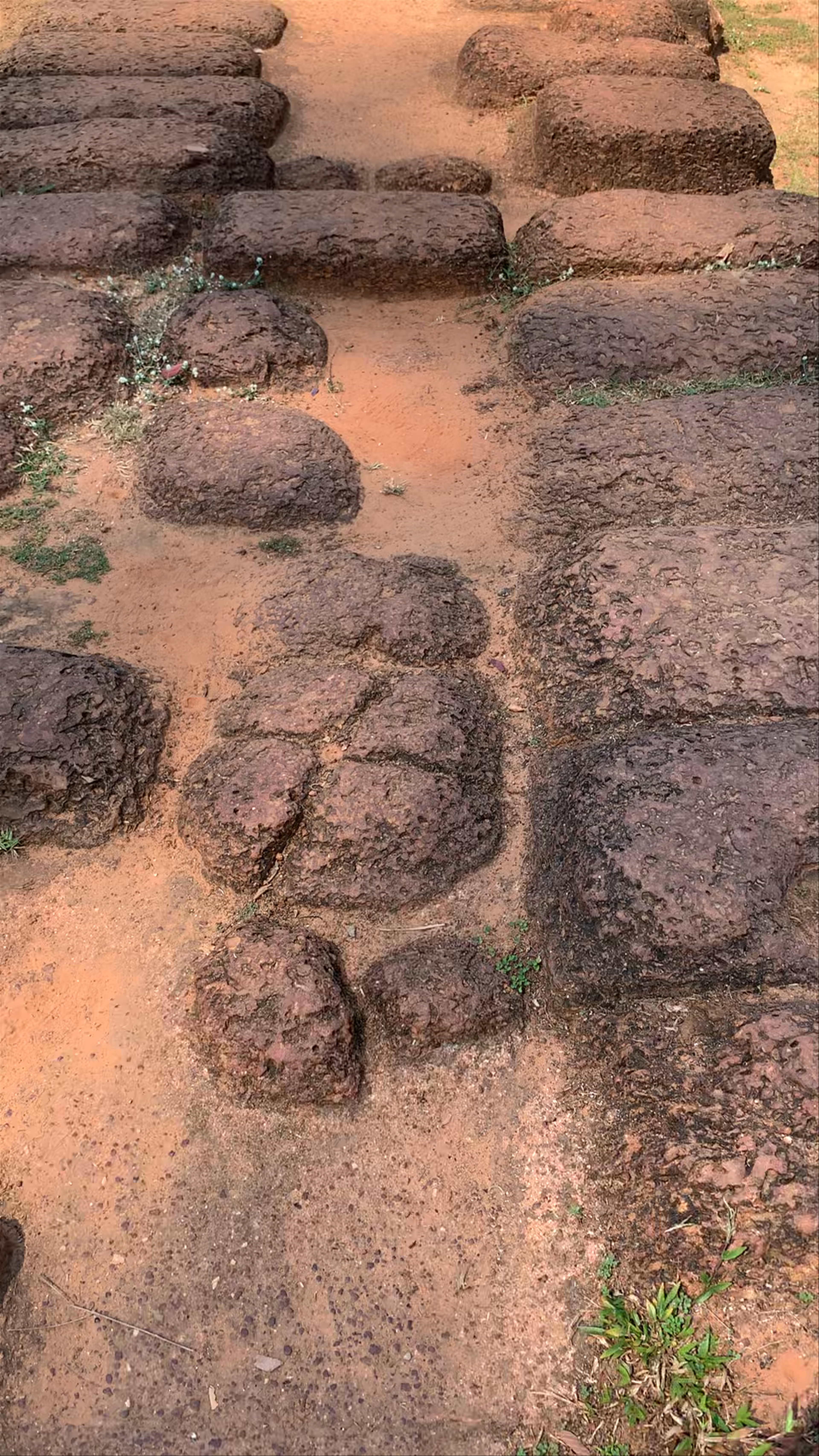 Banteay Srei Temple: Delicate Carvings and Ancient Mystique in Siem Reap, Cambodia