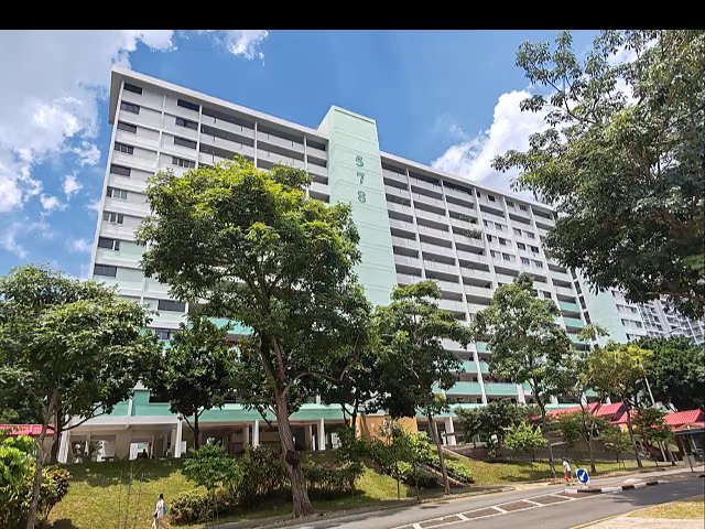 undefined of 720 sqft HDB for Sale in 578 Ang Mo Kio Avenue 10 - Project Photos 5