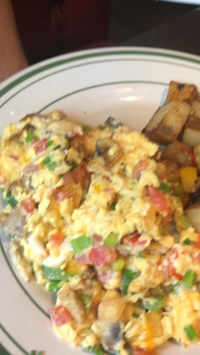 Woody's Diner - American Near Me - Orange, California
