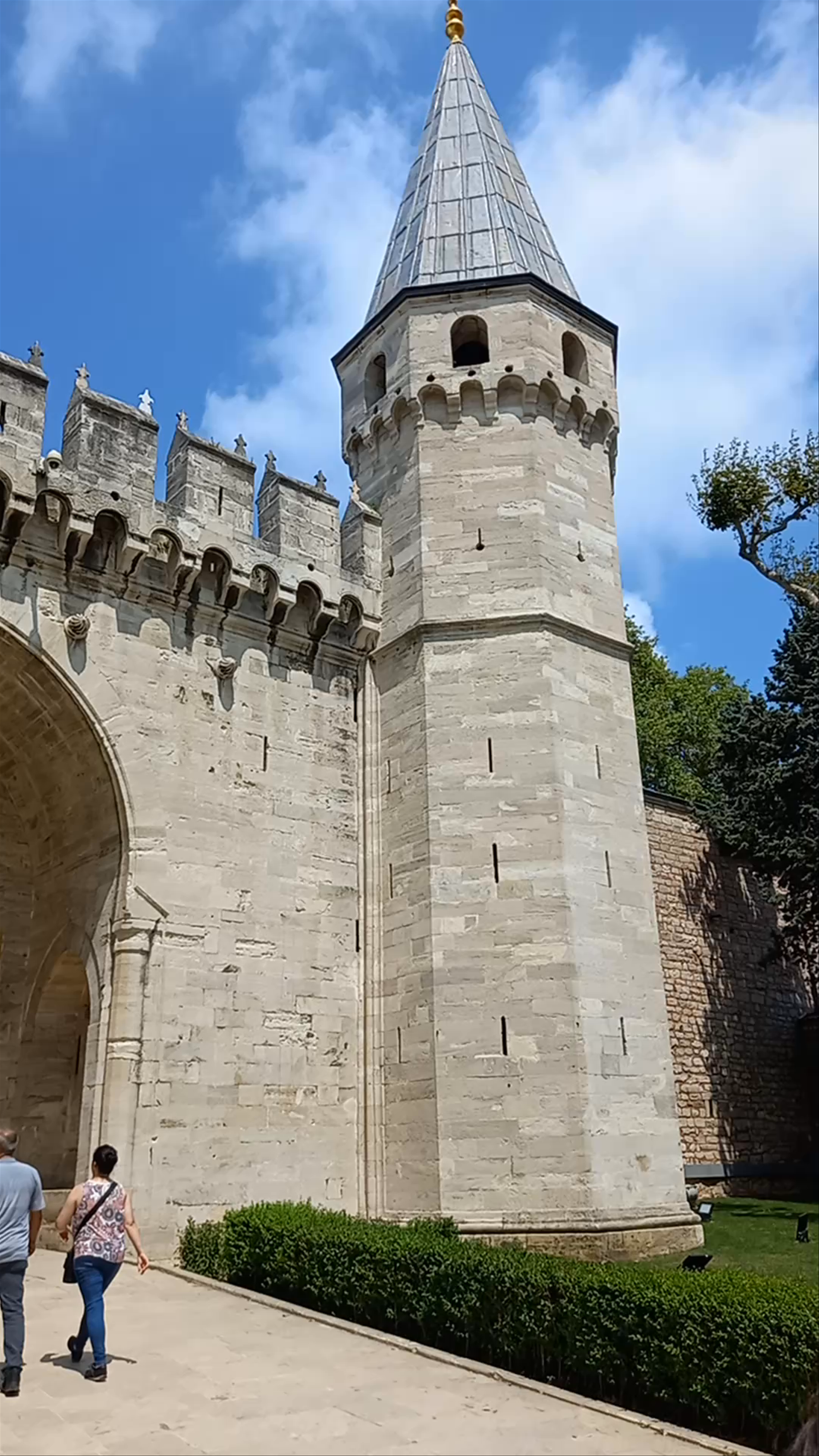 Topkapı Palace Entrance: Gateway to Ottoman Grandeur in Istanbul