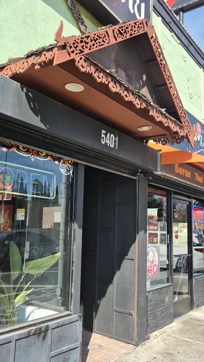 Boran Thai Restaurant - Outside - Thai Near Me - Los Angeles, California
