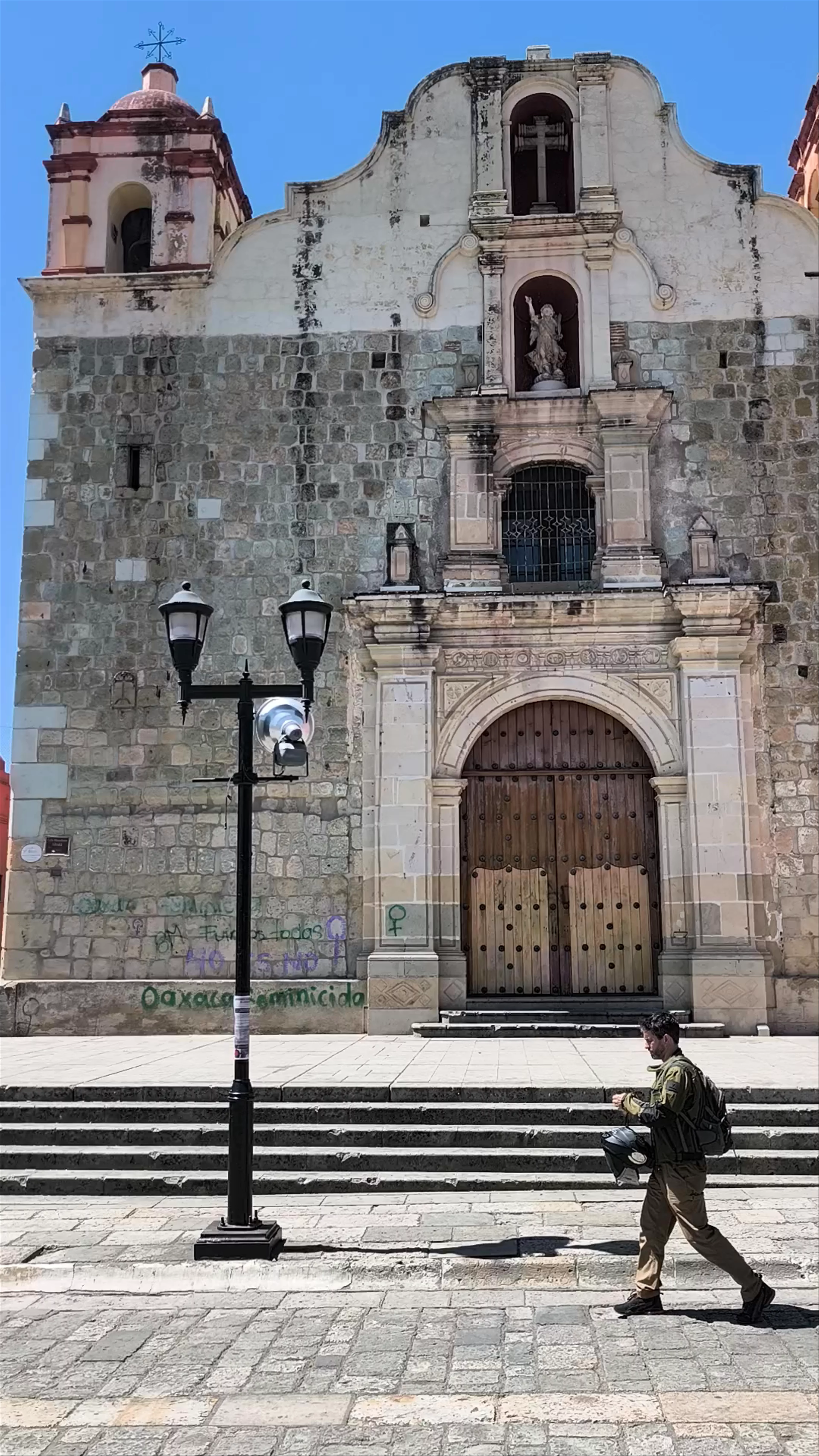 Andador Turístico, Calle Macedonio Alcalá, Centro