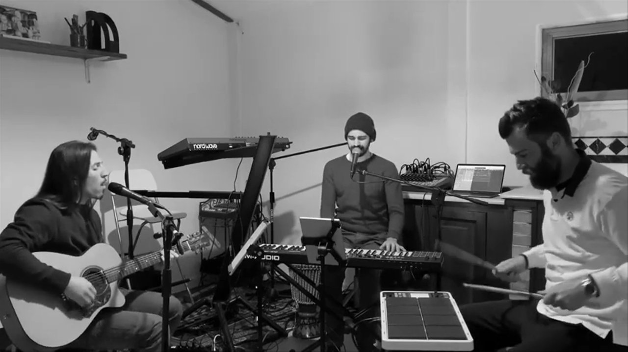 Trio Toscano - Locked Out Of Heaven - video
