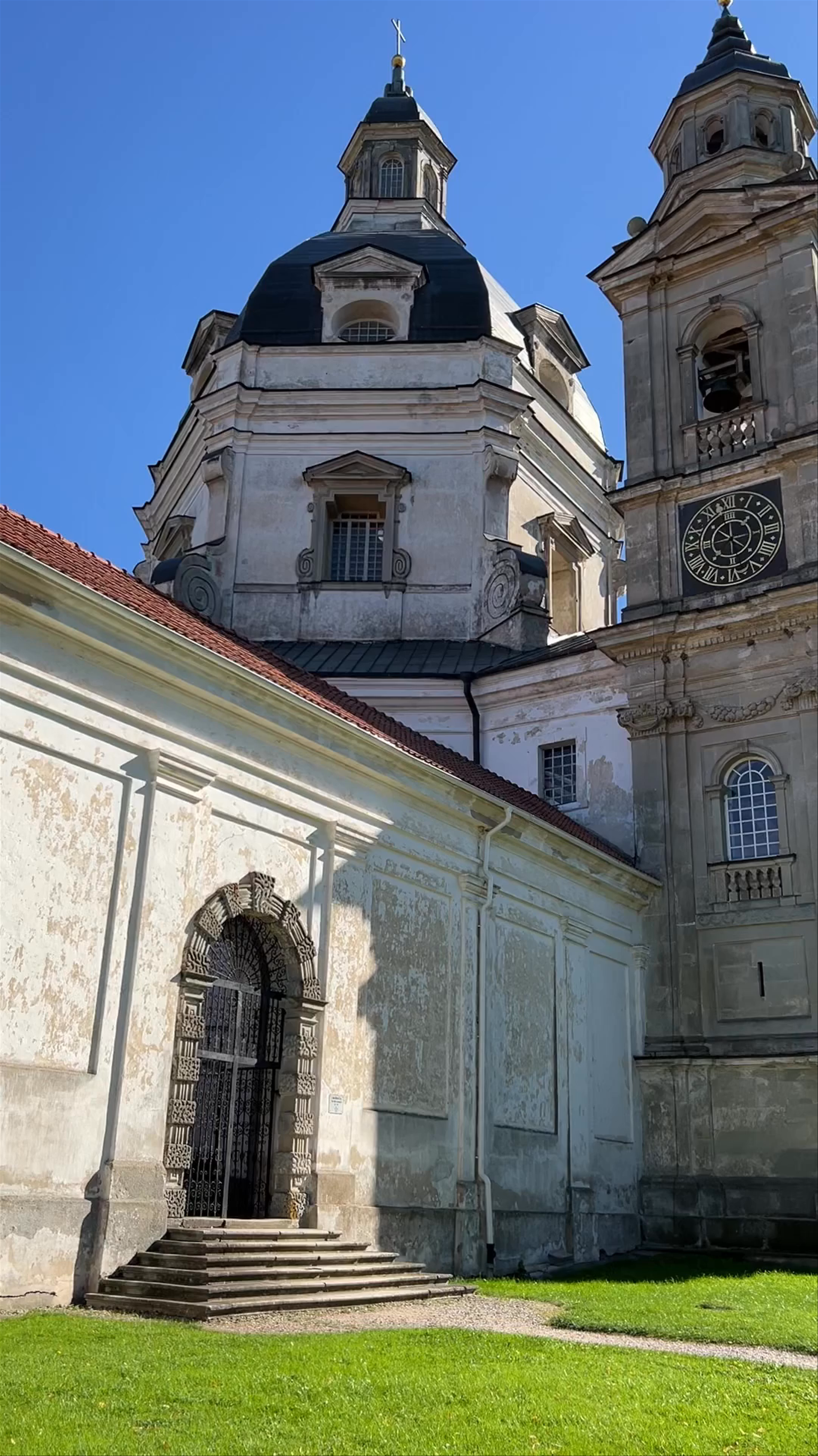 Pažaislis Monastery and Church: Baroque Elegance in Kaunas, Lithuania