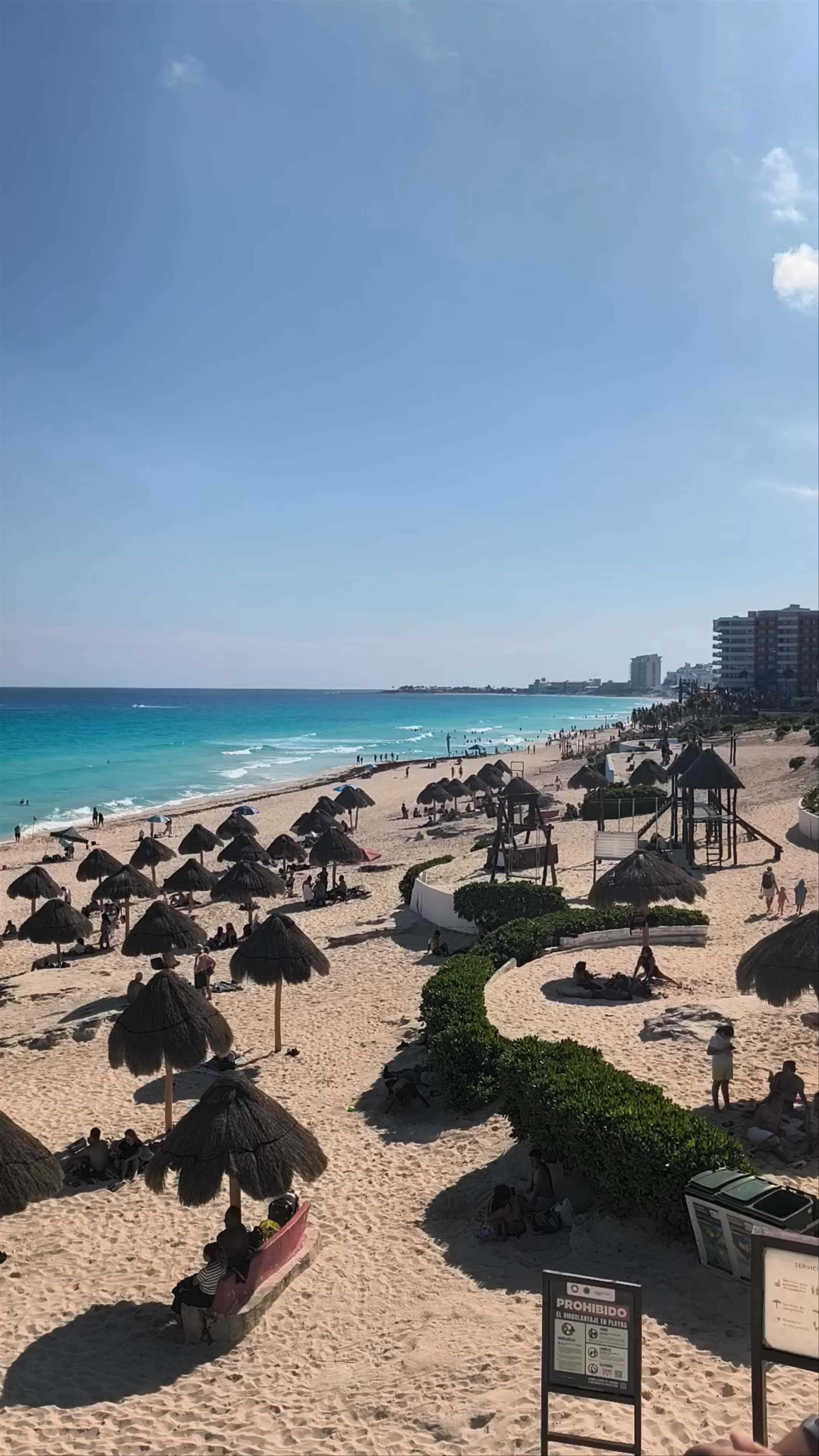 Playa Delfines