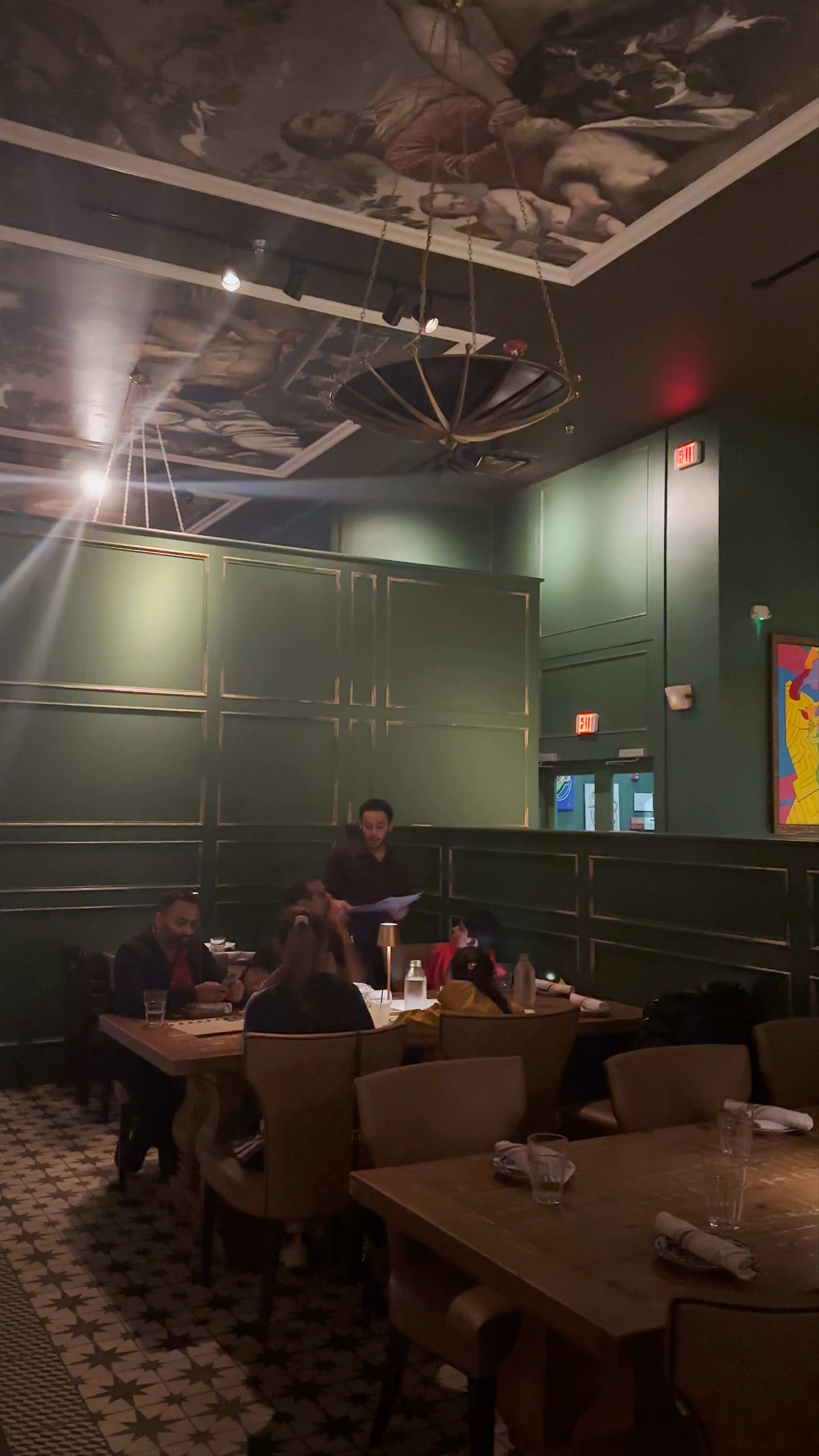 Mia's Italian Kitchen