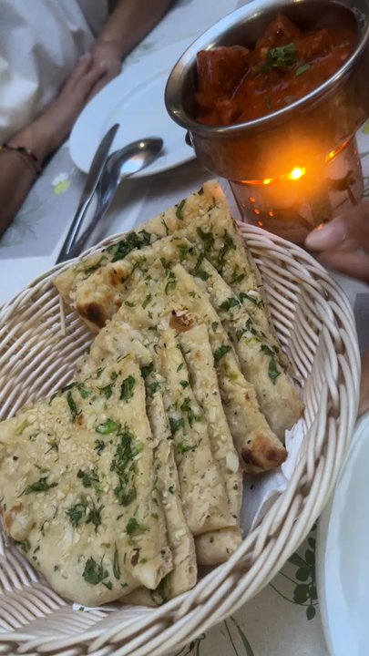 Restaurant ODAAN - garlic naan - Indian Near Me - Lisbon, 11