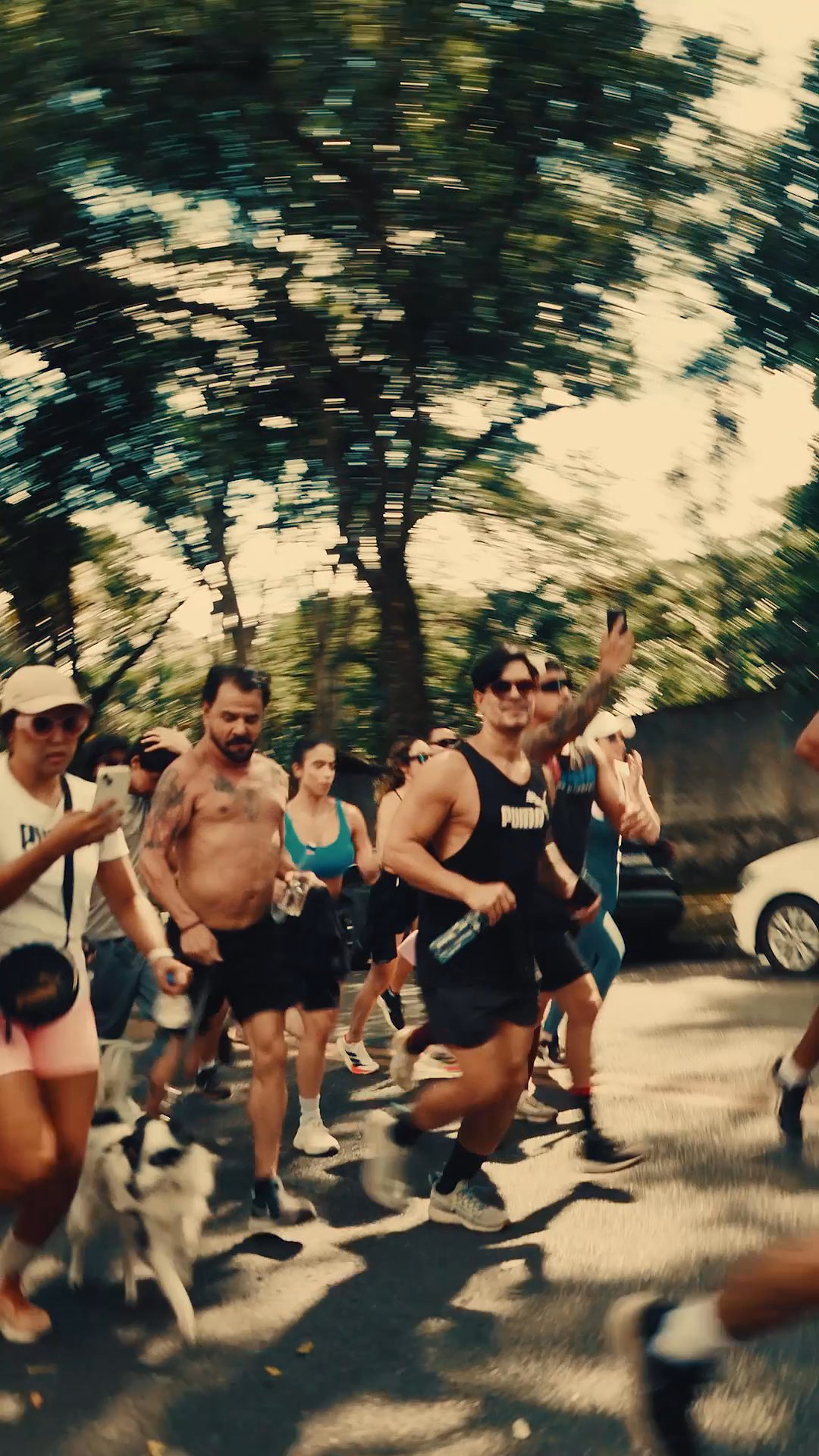 Corre Corre Club x RedBull