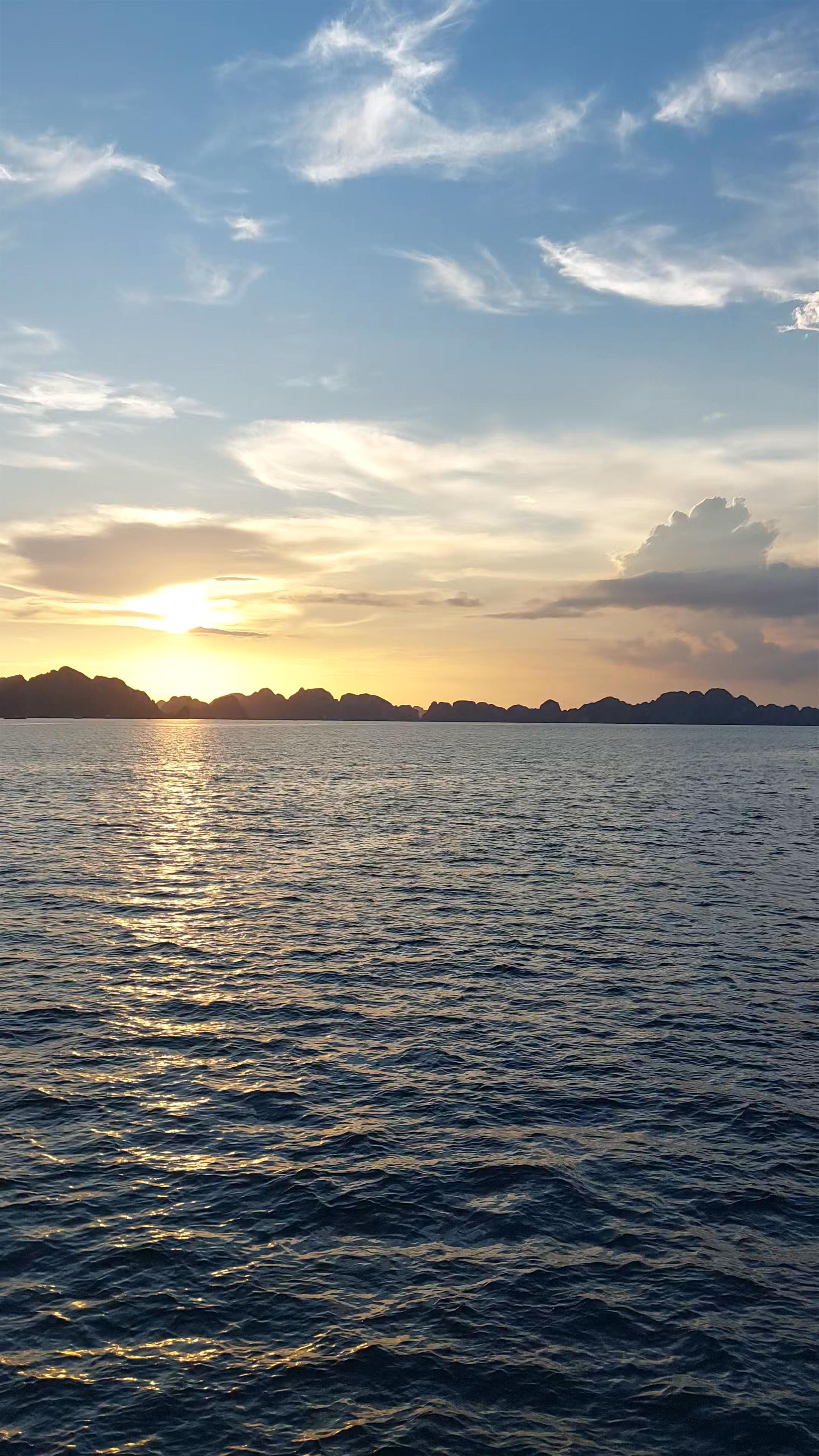 Halong Bay Cruises