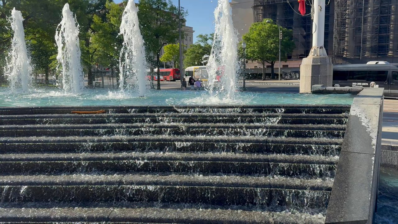 US Navy Memorial - Landmarks & Historical Buildings Near Me - Washington, DC, District of Columbia