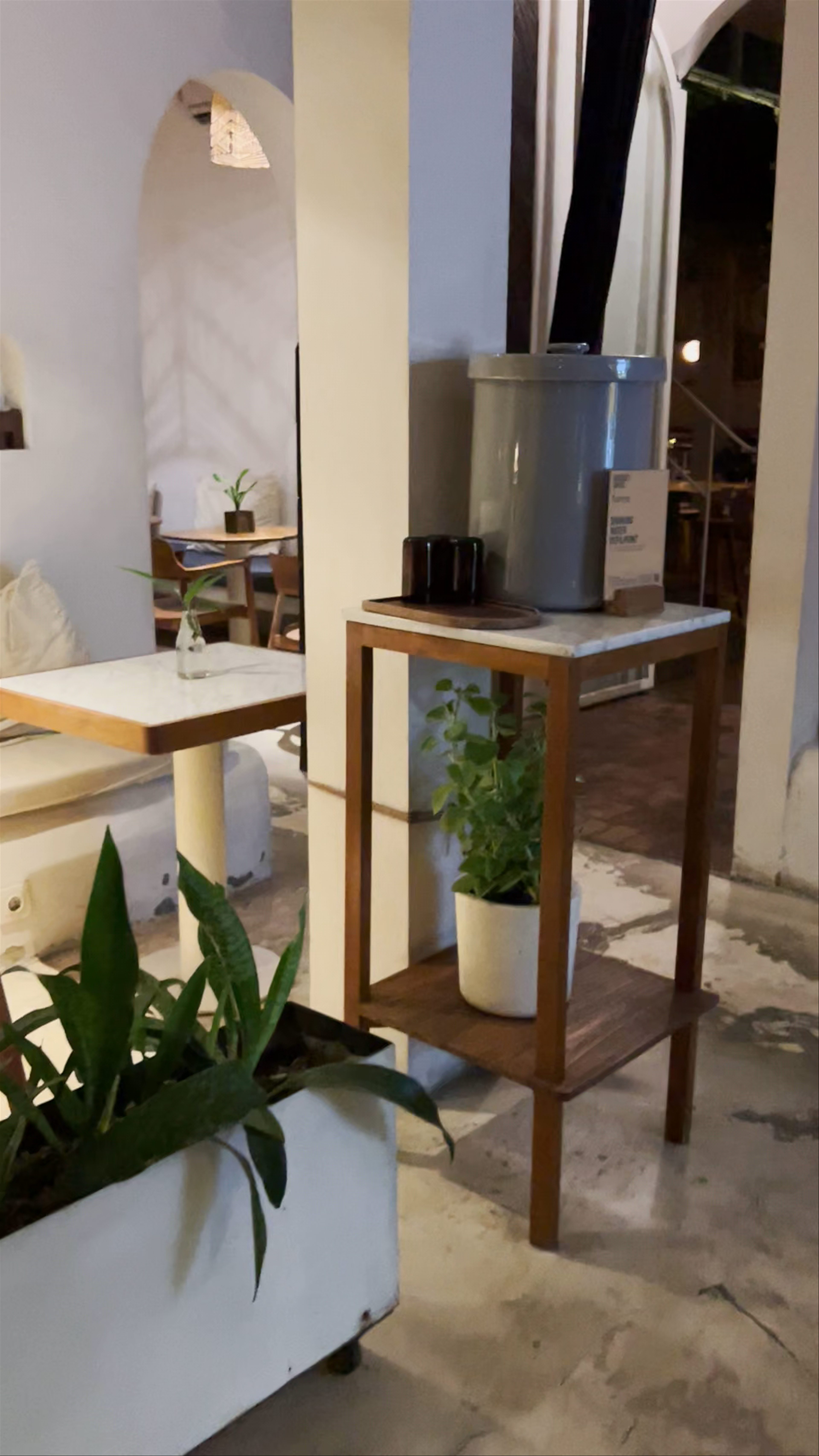 Secret Spot Canggu: A Cozy Evening Hideaway in Bali
