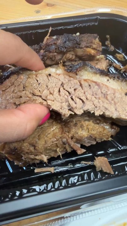 DA QUE - So juicy!! - Caterers Near Me - Lancaster, Ohio