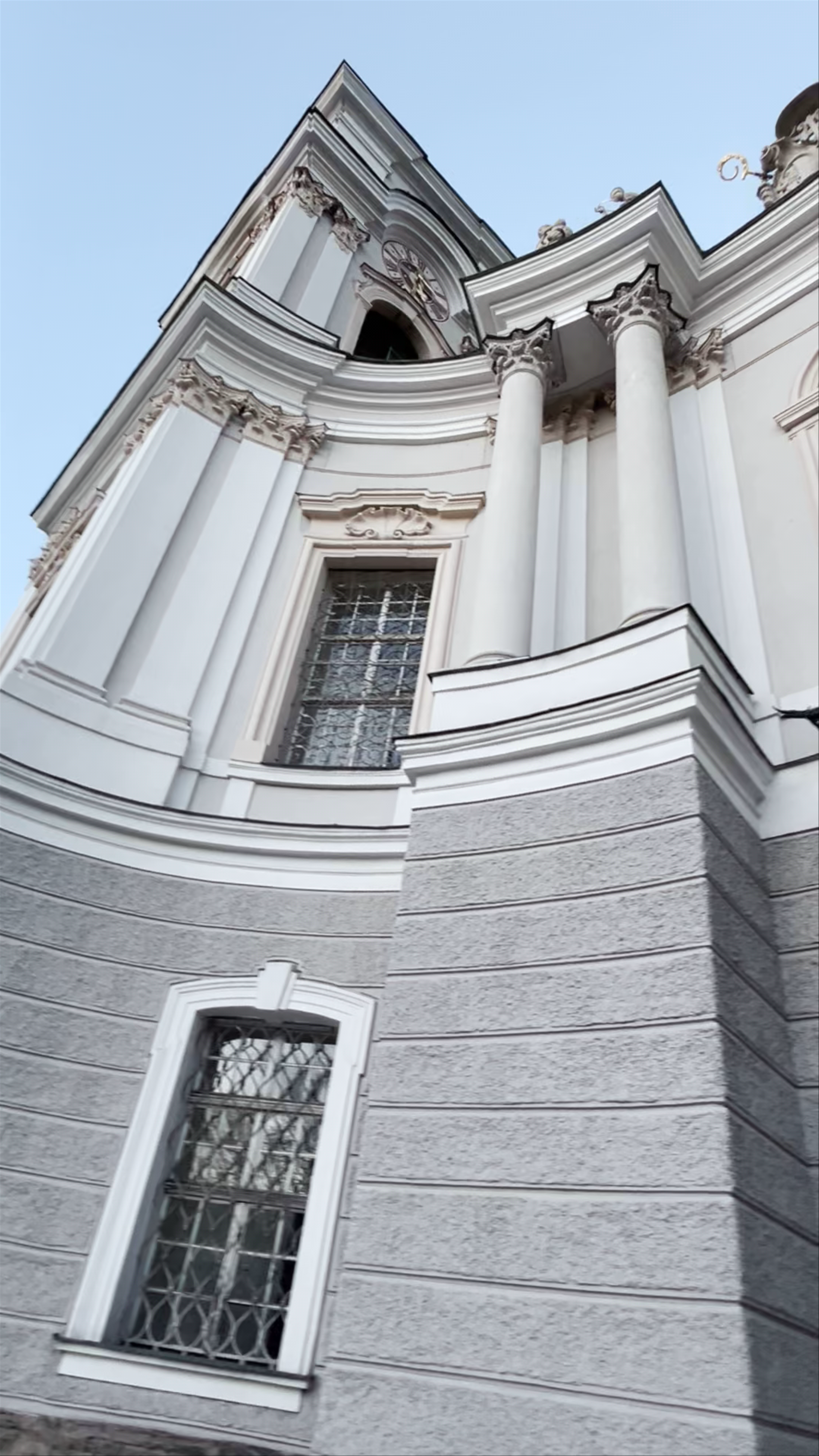 Dreifaltigkeitskirche: Baroque Majesty in Salzburg