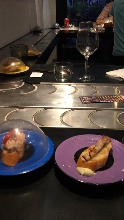 ComoComo - Running Tapas! - Tapas/Small Plates Near Me - Antwerp, VAN