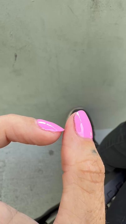 La Flora Nails - Nail Salons Near Me - Studio City, California
