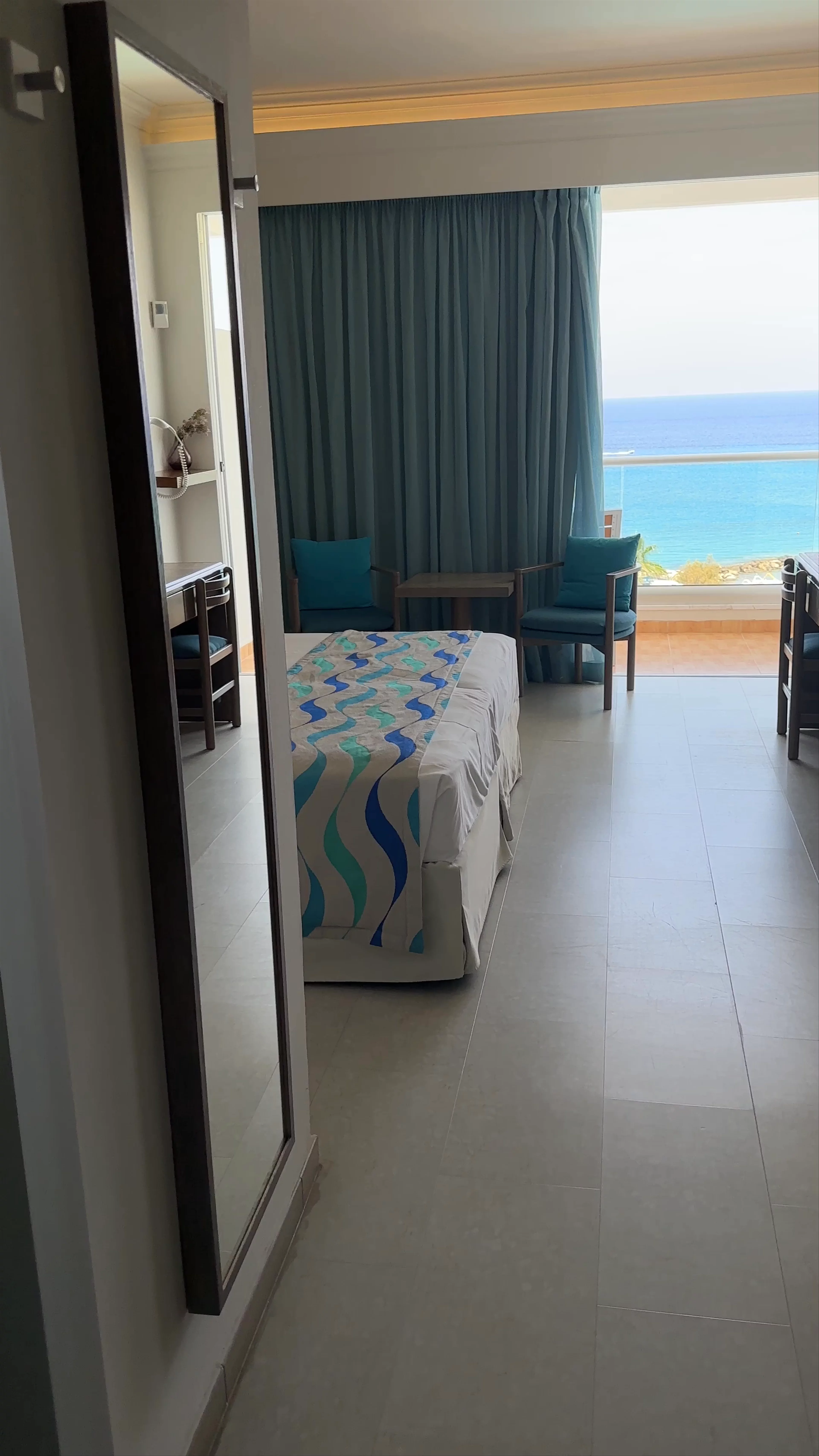 Cavo Maris Beach Hotel