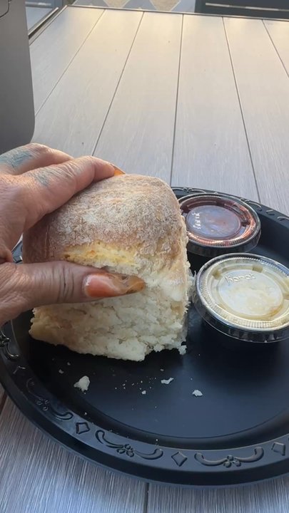 Beachin’ Biscuits - This is the best biscuit in the world.  Period. - Breakfast & Brunch Near Me - Pismo Beach, California