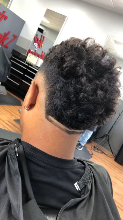 Hair Mechanikz - #HairMechanikzFred - Barbers Near Me - Oxnard, California
