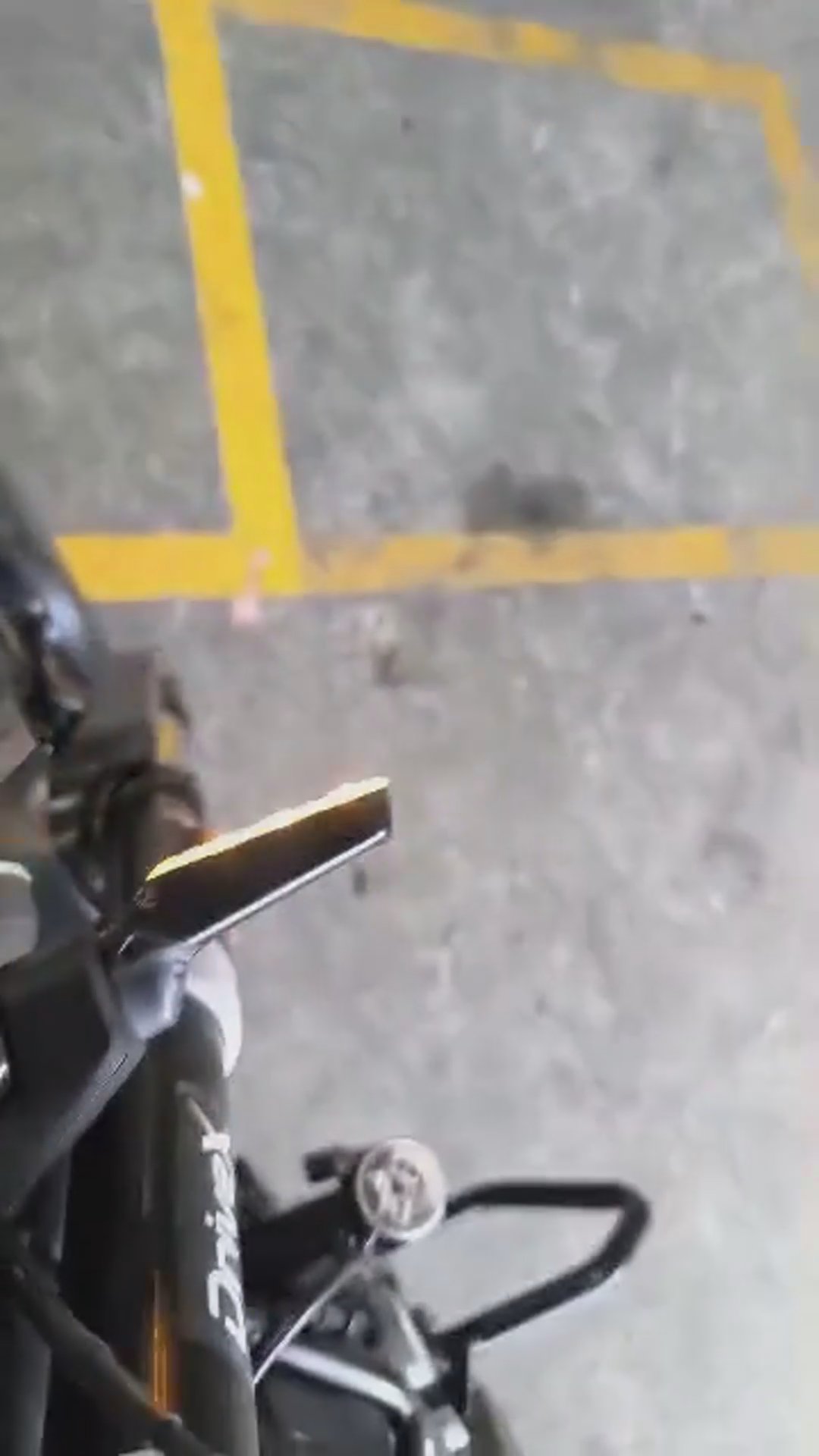 Walk-around video thumbnail