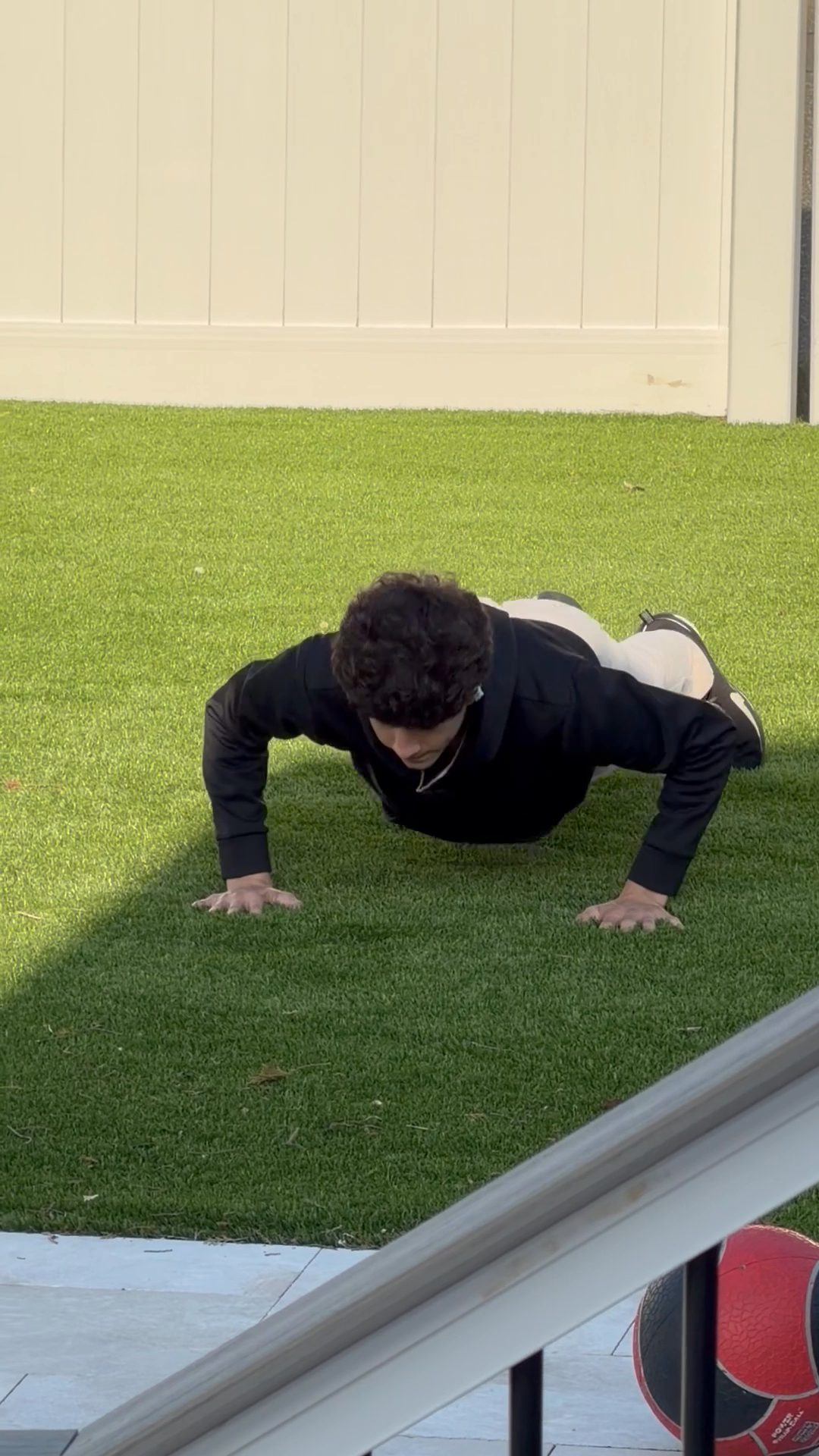 Gianluca Trazzera: Off-Ice Training with Push Ups - Long Island Gulls 15U AAA