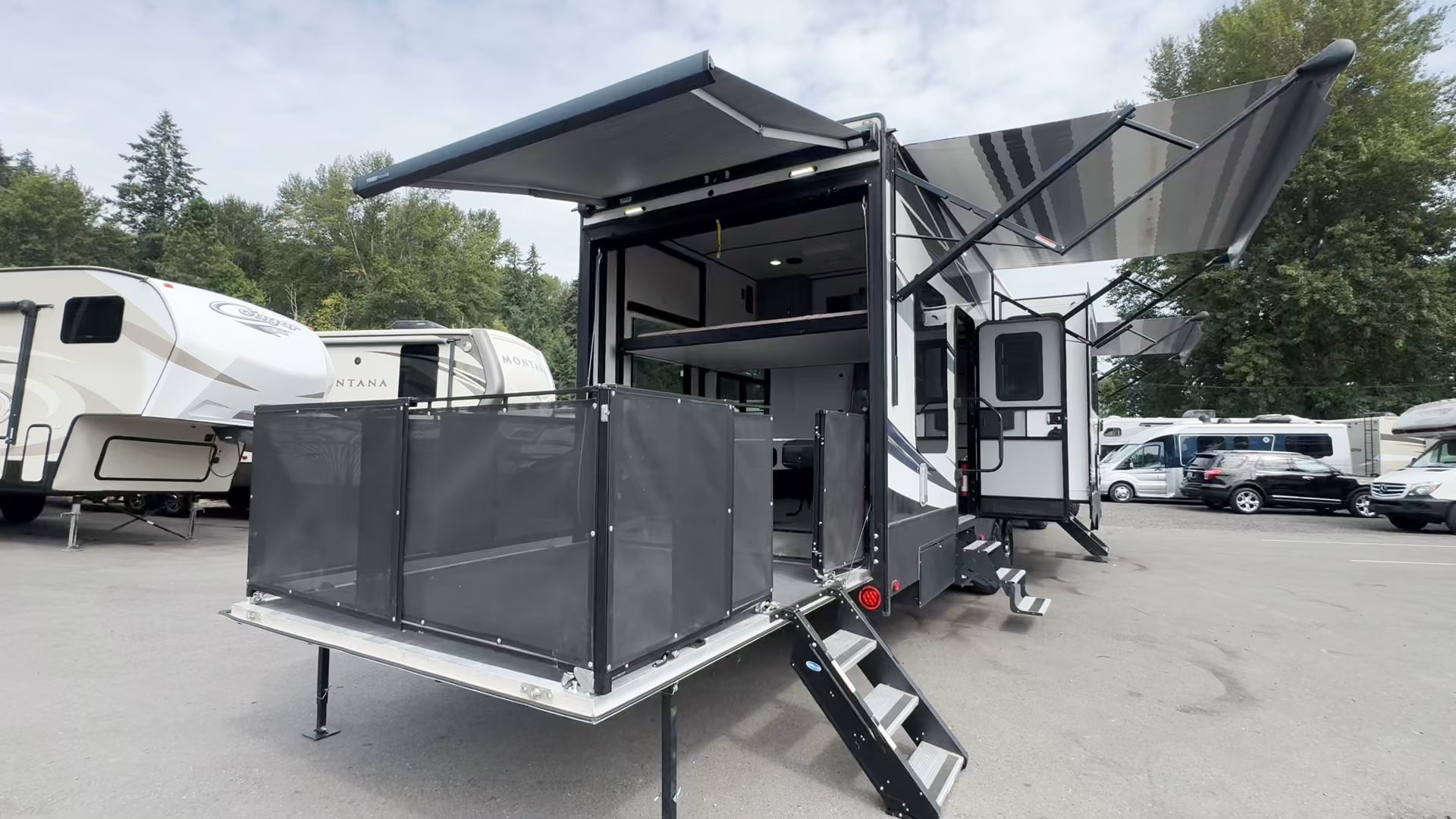 Truck City RV - #20412M - 2020 Keystone Fuzion