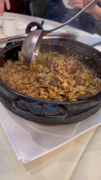 Dong Kee - This restaurant is popular for eel clay pot rice. - Chinese Near Me - Scarborough, Ontario