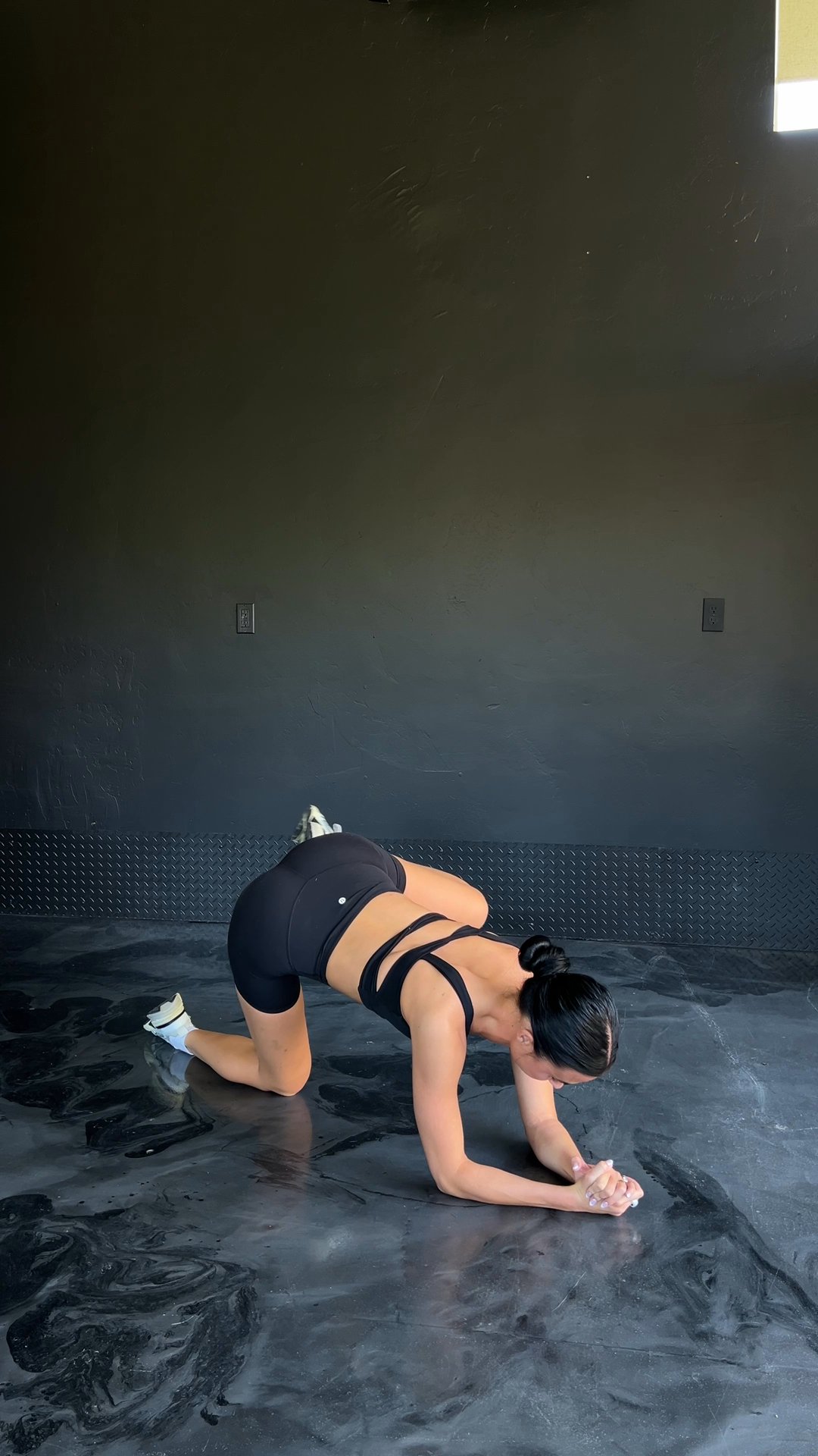 W1/D6: FULL BODY STRENGTH GYM