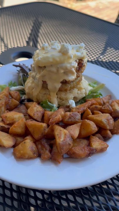 B Matthews Eatery - New American Near Me - Savannah, Georgia
