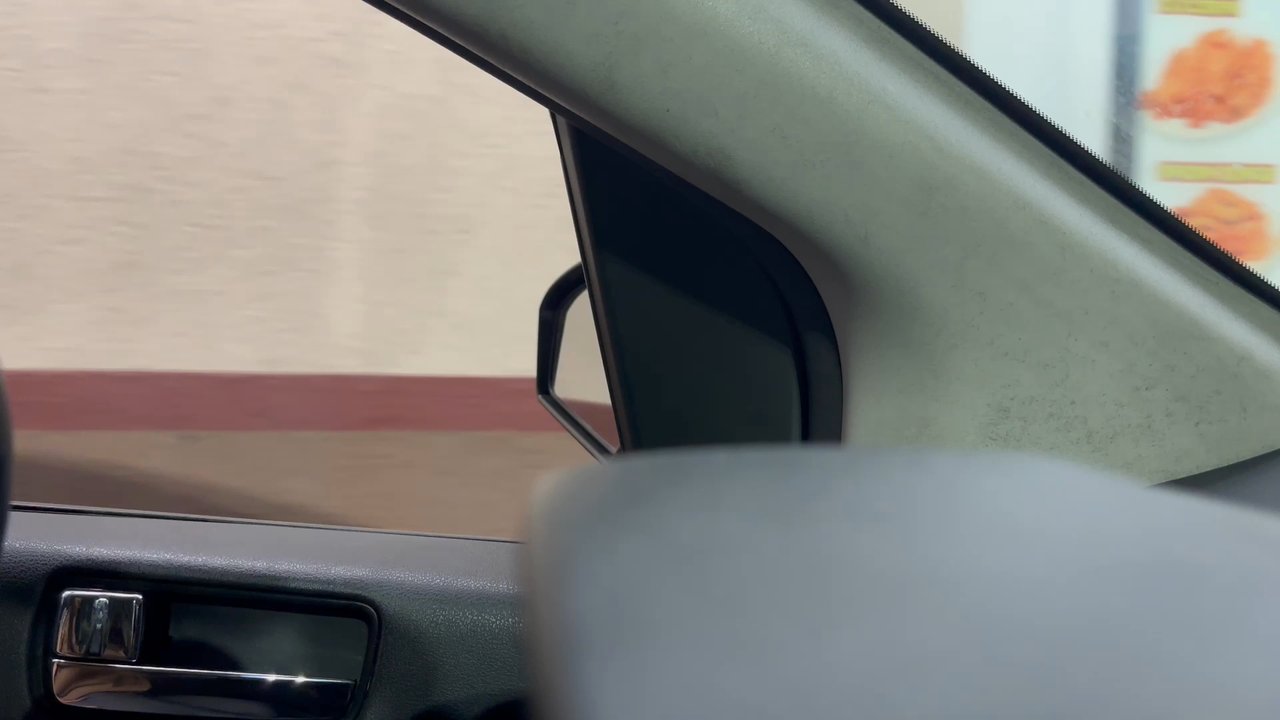 Doublz - You can see one of the workers as I drive by. - Burgers Near Me - La Puente, California