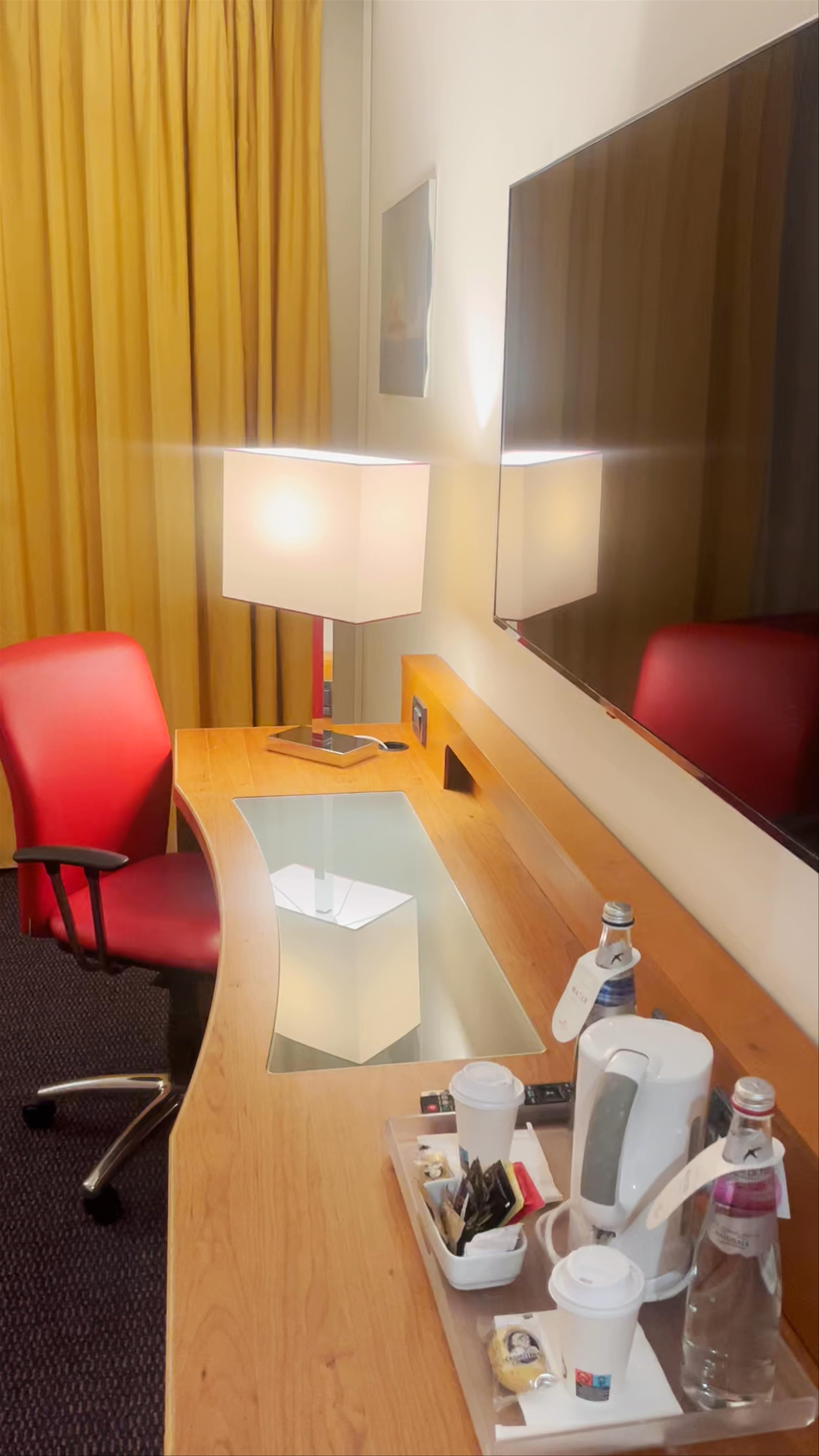 Cozy Modern Stay at Crowne Plaza Venice East in Quarto d'Altino, Italy