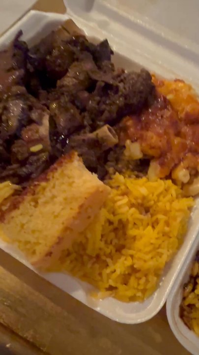 Sunshine Soulfood Cafe - Turkey wings - Soul Food Near Me - Orlando, Florida