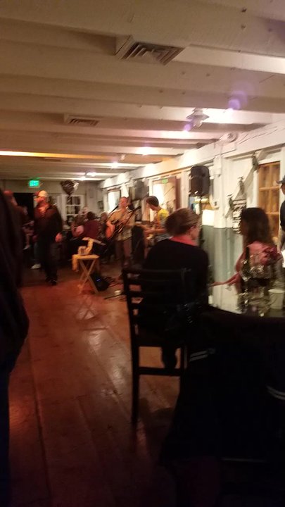 RoxyAnn Winery - Yas lawd!! Love the wine and vibes!! - Wineries Near Me - Medford, Oregon